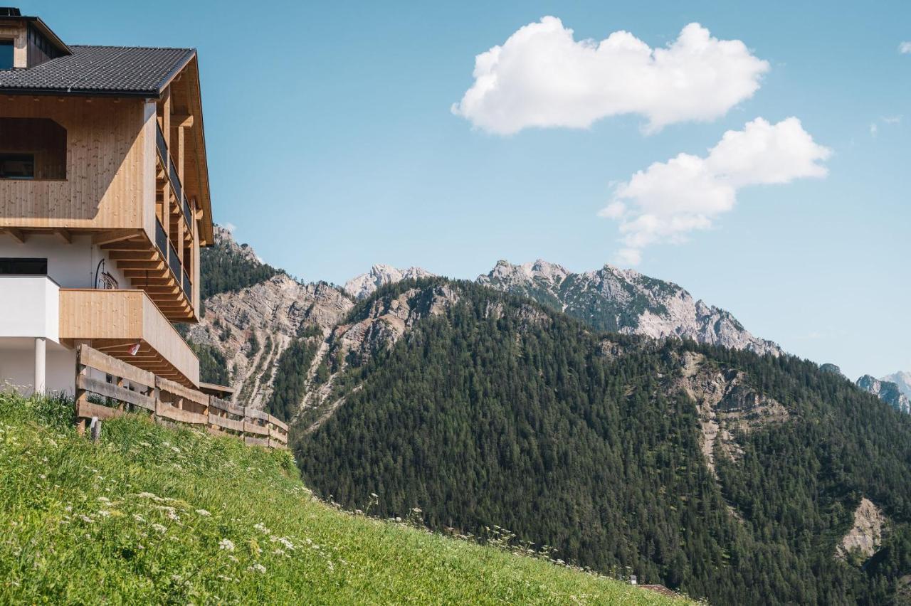 Sartu Apartments سان فيجيليو دي ماريبْ المظهر الخارجي الصورة